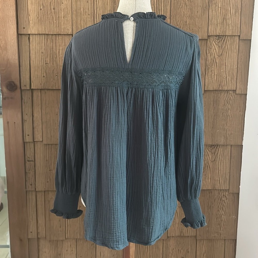Casual Gauzy Peasant Top size M - Picture 2 of 10